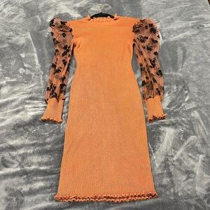 Elegant brown Dress with Sheer Floral Sleeves size M